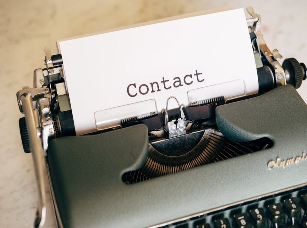 Contact Lovinglifeandlivingonless